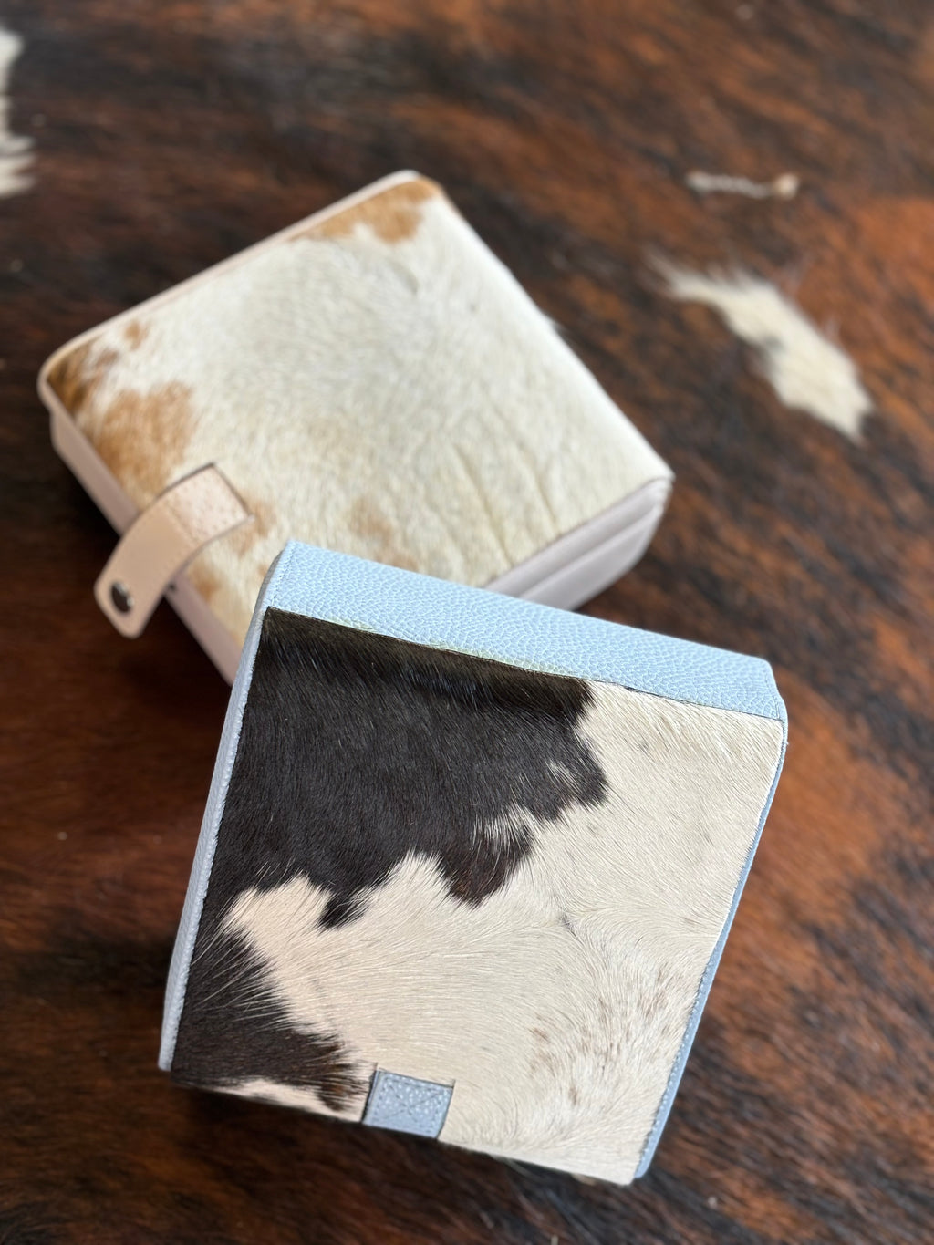 Large Cowhide Jewelry Case
