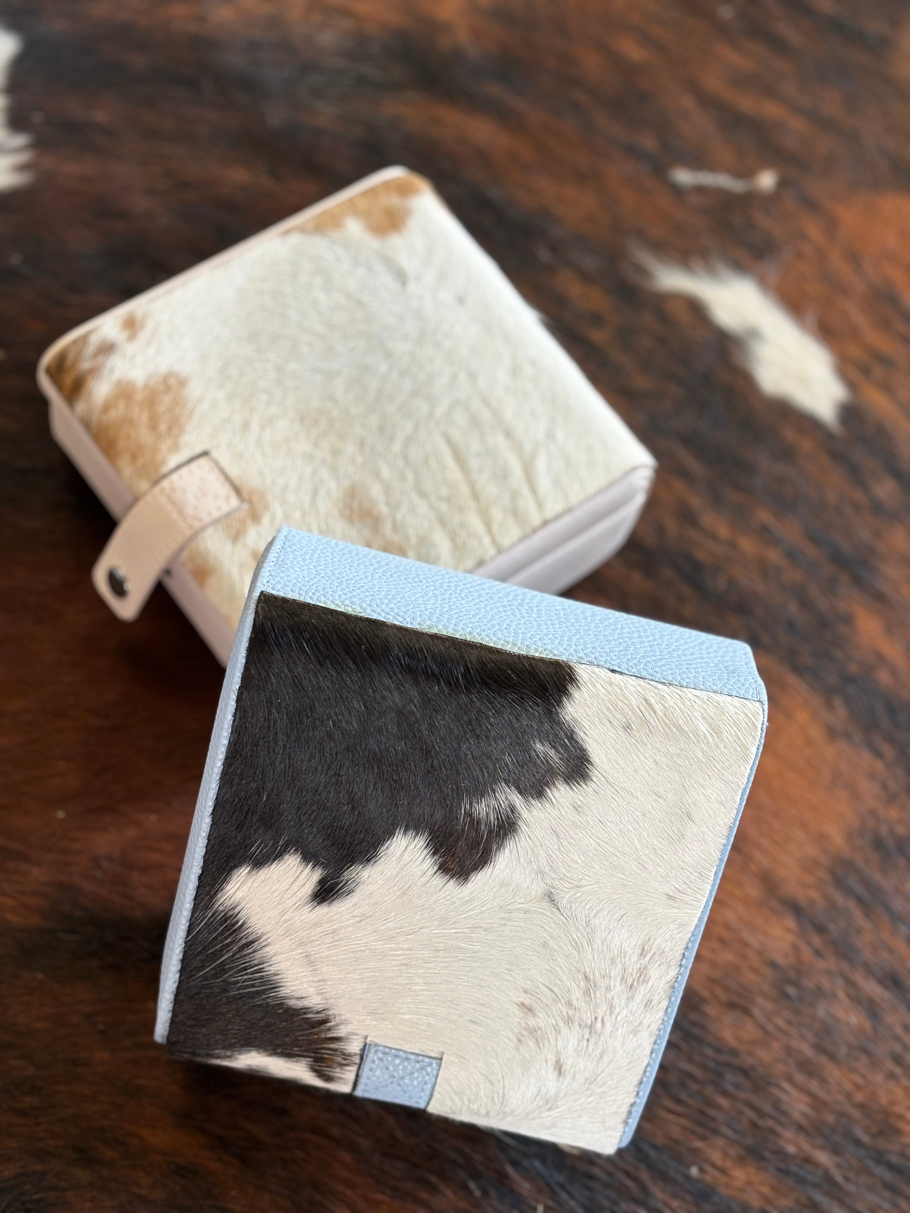 Large Cowhide Jewelry Case